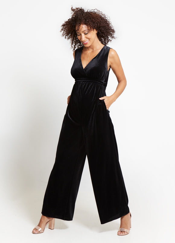 Model is 5’10”, 4 months pregnant, and wears size S.||Black
