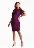 Model is 5’7.5”, 7.5 months pregnant, wears size S.||Plum